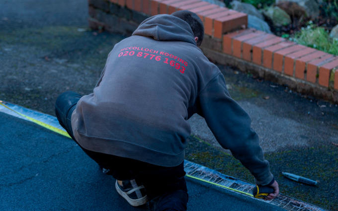 Roofer in Catford