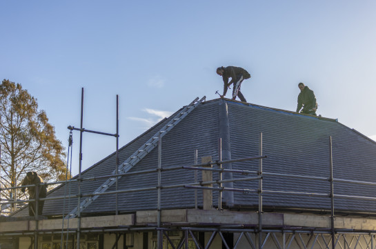 Roofer in Eltham